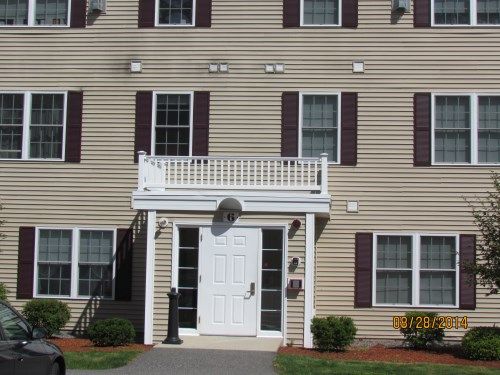 6 Crestview Circle Unit 131, Londonderry, NH 03053