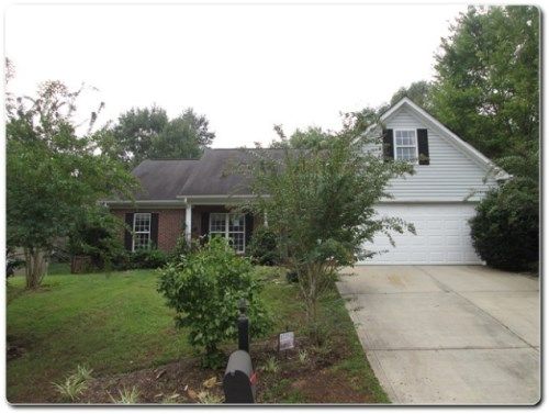 8215 Poplar Grove Cir, Waxhaw, NC 28173