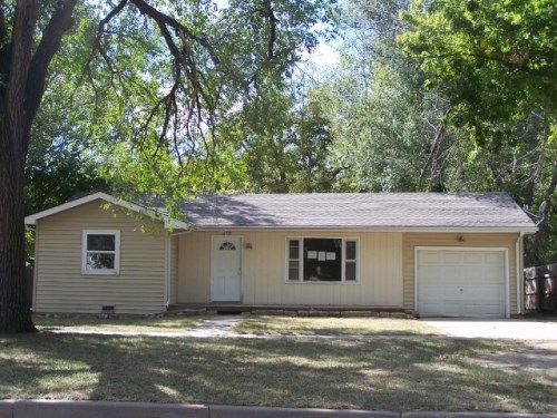 217s Maple St, Douglass, KS 67039