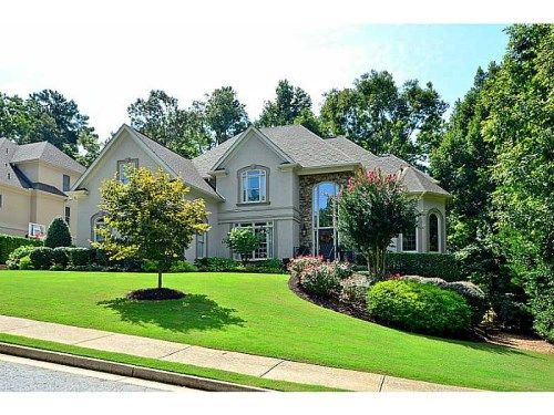 4125 Falls Ridge Drive, Alpharetta, GA 30022