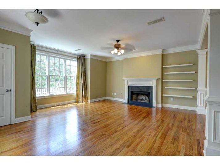 112 E Lake Terrace SE, Atlanta, GA 30317