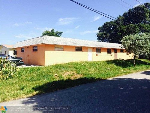 901 SW 9TH AVE, Hallandale, FL 33009
