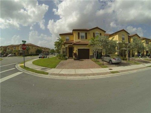 11241 NW 87 ST, Miami, FL 33178