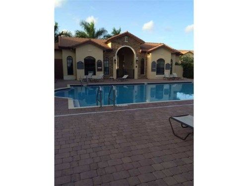 10316 NW 31 TE # 10316, Miami, FL 33172