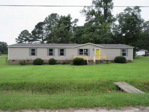 3254 S Eason St, Fountain, NC 27829