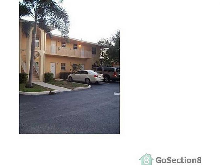 3586 NW 91 LN # 3586, Fort Lauderdale, FL 33351