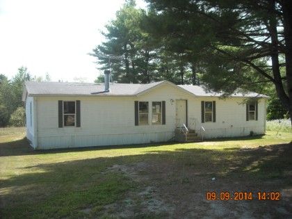 3 Jordan Dr, Leeds, ME 04263