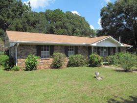 469 Stillwell Blvd, Crestview, FL 32539