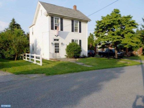 445 ARCH ST, Honey Brook, PA 19344
