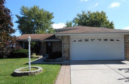 311 S Harper Ave, Glenwood, IL 60425