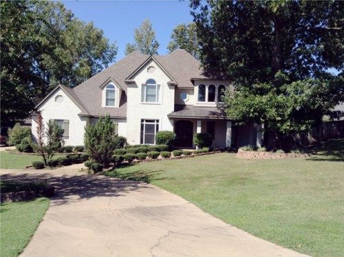 201 Grand Oak Blvd, Clinton, MS 39056