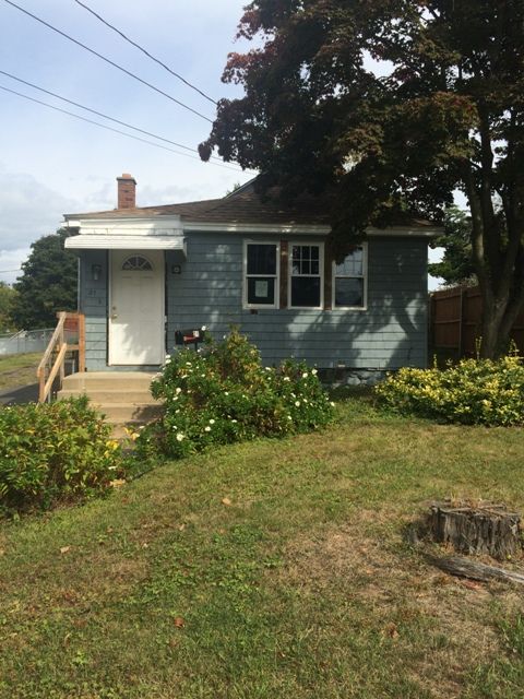 21 Ira St, East Haven, CT 06512