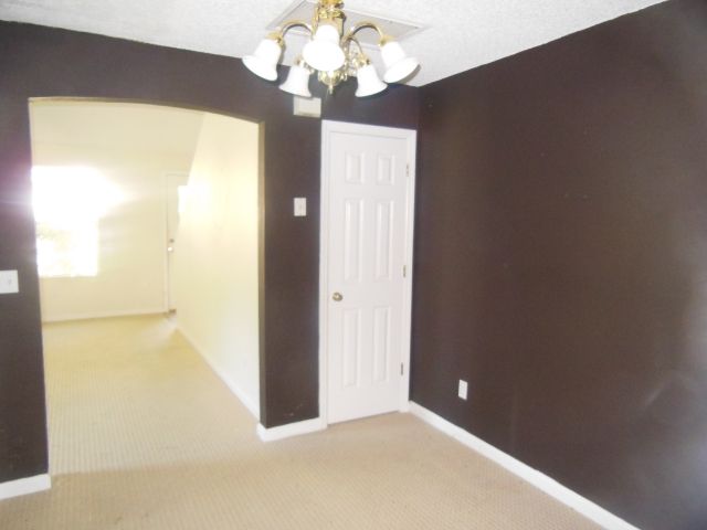 4185 Mission Trace Blvd, Tallahassee, FL 32303