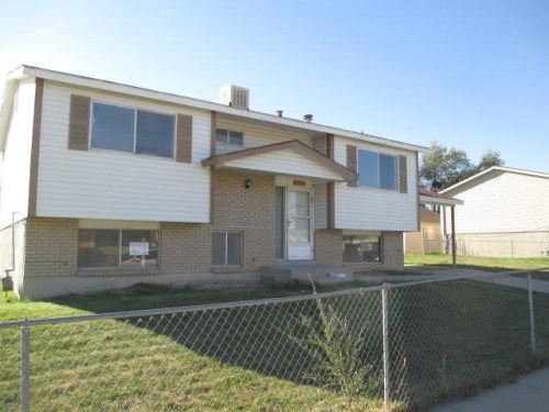 5131 W Mountain Men Dr, Salt Lake City, UT 84118