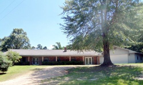 344 Texas Chapel Rd., Lumberton, MS 39455