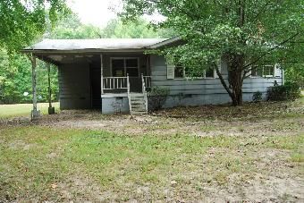 3713 Oakland Rd, Louisa, VA 23093