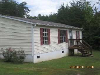 81 Johnson Station Rd, Dillwyn, VA 23936