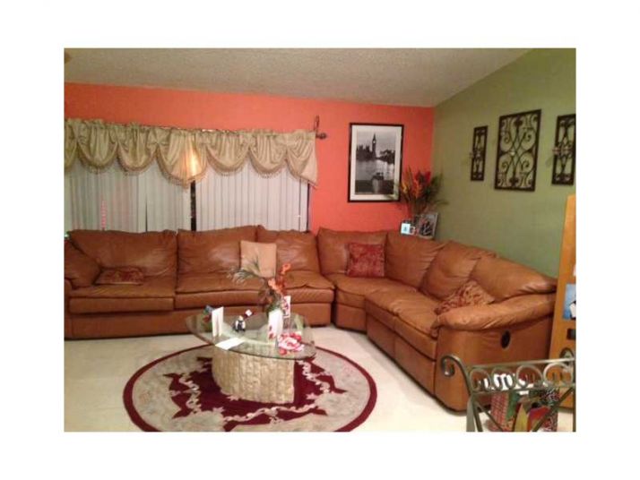 4631 NW 93, Fort Lauderdale, FL 33351