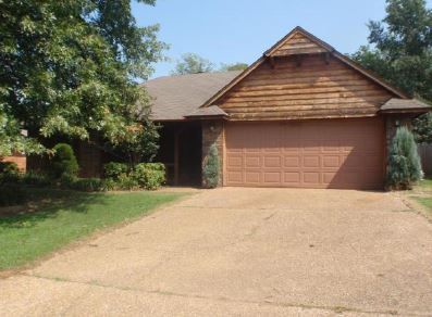 9509 Bryn Mawr Cir, Fort Smith, AR 72908