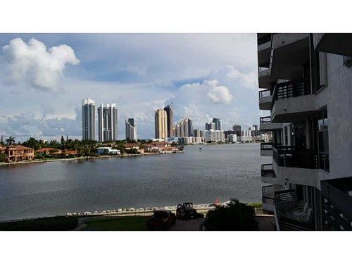 19101 NE 36 CT # 410, Miami, FL 33180