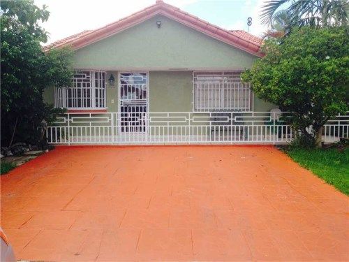9072 NW 115 ST, Hialeah, FL 33018