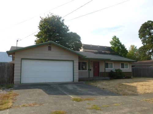 617 S Meridian Street, Newberg, OR 97132