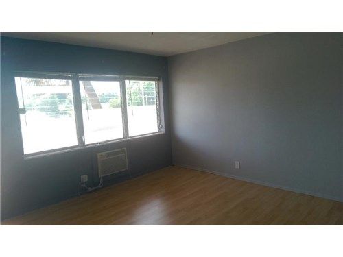 280 SW 11 AV # 14, Hallandale, FL 33009