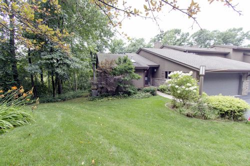 3824 Nagawicka Shores Dr, Hartland, WI 53029