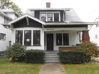 1431 27th St NW, Canton, OH 44709
