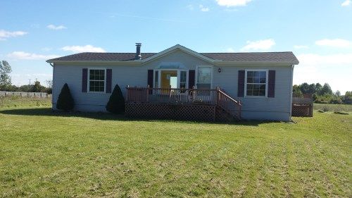 9551 Imlay City Rd, Avoca, MI 48006