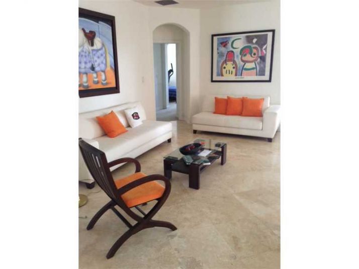 11274 NW 77 TE, Miami, FL 33178