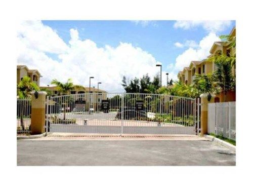 13820 NE 3CT # 107, Miami, FL 33161
