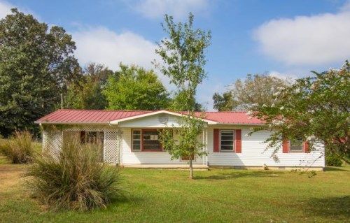 638 Camilla Dr, Union Grove, AL 35175