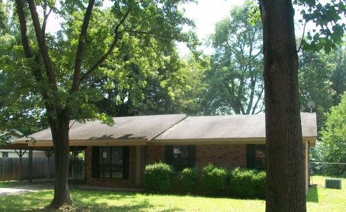 506 5th St, Leland, MS 38756