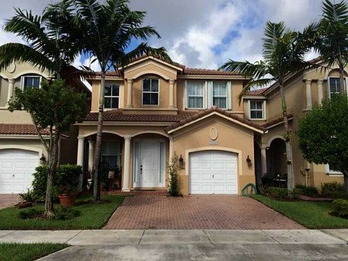 8550 NW 108 AV, Miami, FL 33178