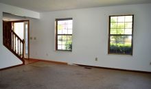 5484 Forest Glen Dr Grove City, OH 43123
