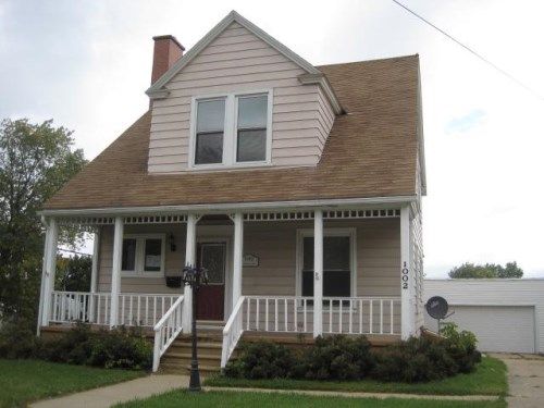1002 S Galena Ave, Dixon, IL 61021