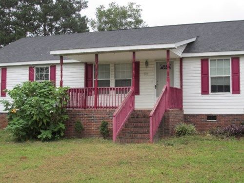 104 Huffield Rd, Chapin, SC 29036