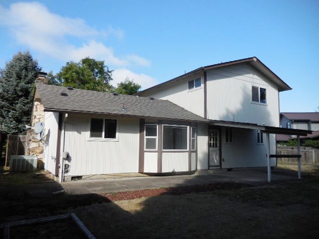 407 57th Street, Springfield, OR 97478