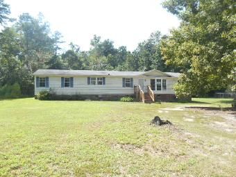 33498 Doctors Rd, Newsoms, VA 23874