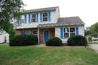 104 Hart St, Highland Springs, VA 23075