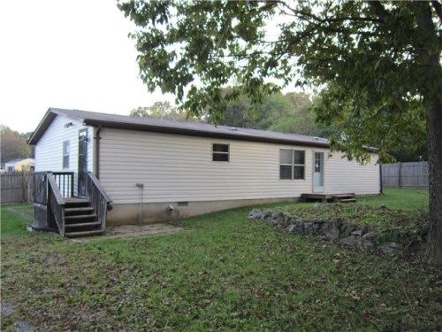 194 County Line Dr, Martinsburg, WV 25401