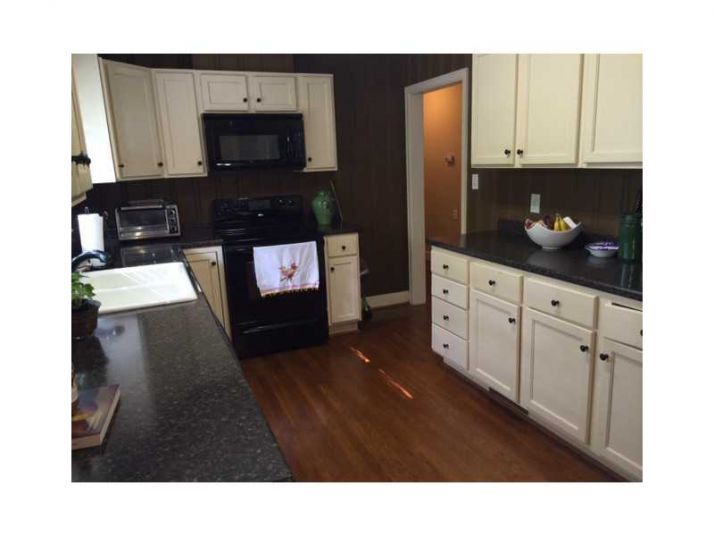 195 Mountain View Drive, Gainesville, GA 30501