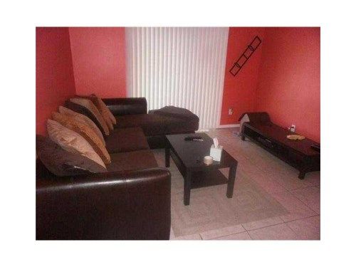 5262 NE 6 AV # E18, Fort Lauderdale, FL 33334