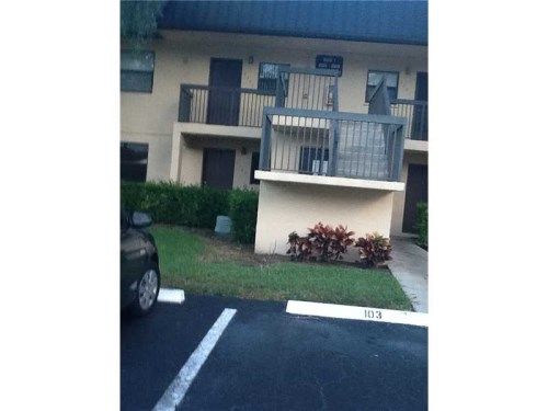 9357 NW 1 CT # 203, Hollywood, FL 33024
