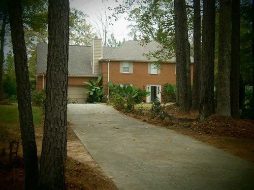 760 Kings Crest Court, Fairburn, GA 30213