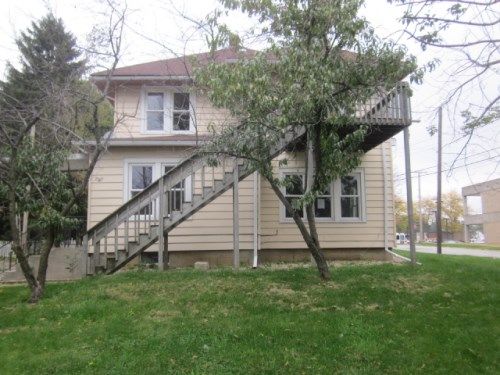 707 Monroe St Apt 2, Valparaiso, IN 46383