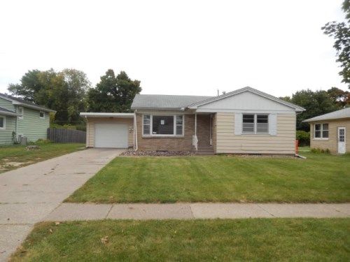 3713 19th Ave, Moline, IL 61265