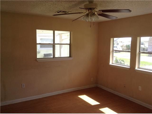448 Helis Dr, Westwego, LA 70094