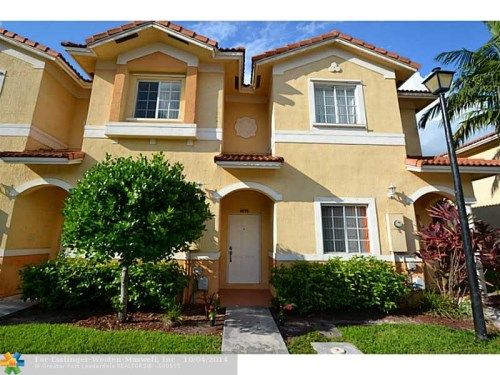 8833 S ISLES CIR # 8833, Fort Lauderdale, FL 33321